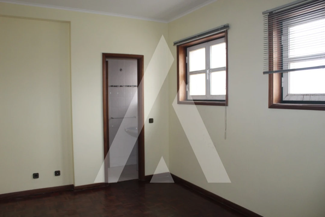 Escritório para Venda em Albergaria-A-Velha e Valmaior Foto 9