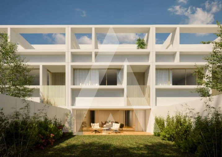 Moradia T5 para Venda em Alcantara Foto 1