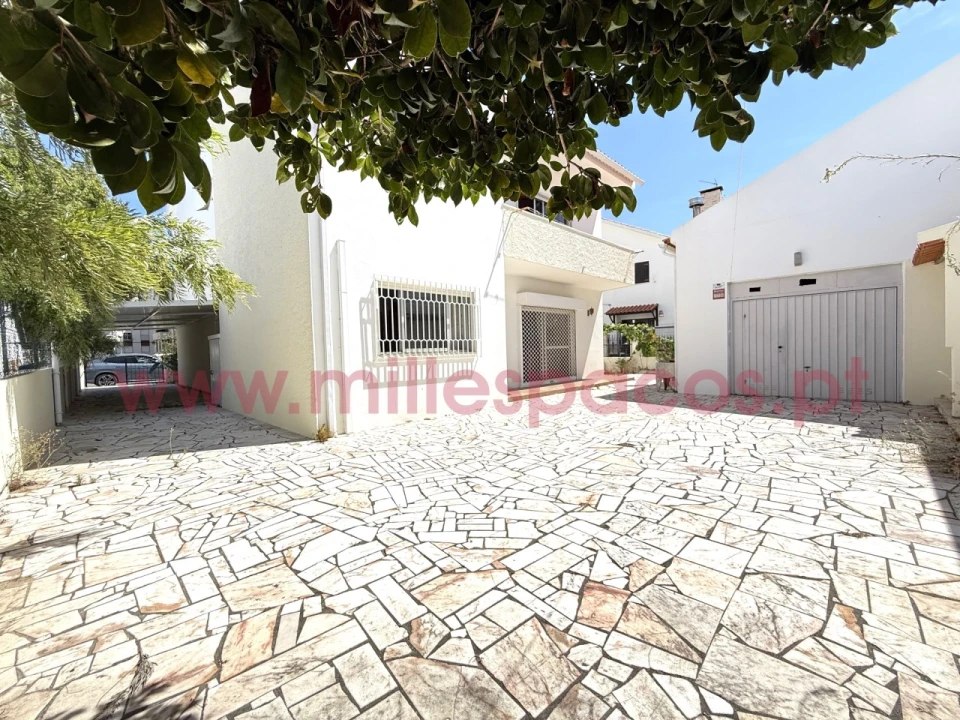 Moradia T5 para Venda em Montijo e Afonsoeiro Foto 48