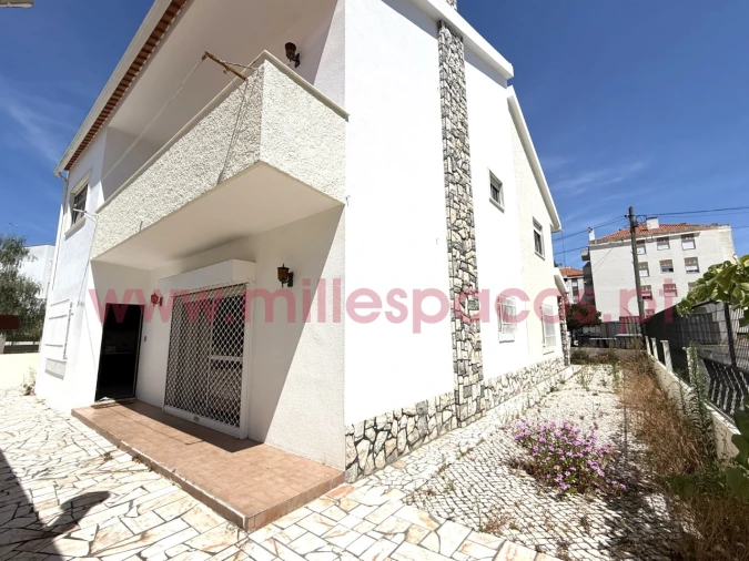 Moradia T5 para Venda em Montijo e Afonsoeiro Foto 47