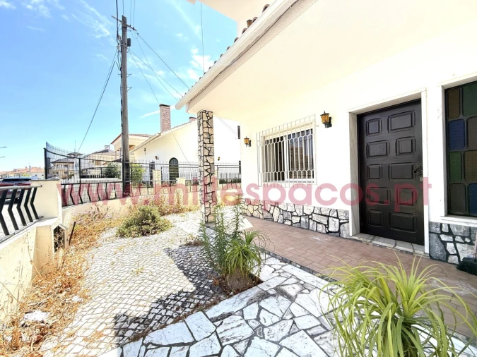 Moradia T5 para Venda em Montijo e Afonsoeiro Foto 51