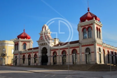 Moradia T4 para Venda em Loule (São Clemente)