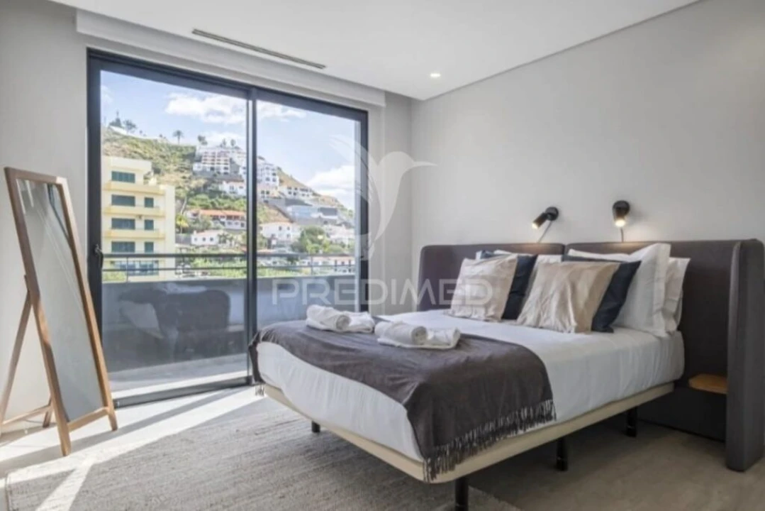 Apartamento T3 para Venda em São Martinho Foto 3