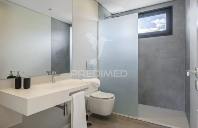 Apartamento T3 para Venda em São Martinho Foto 9