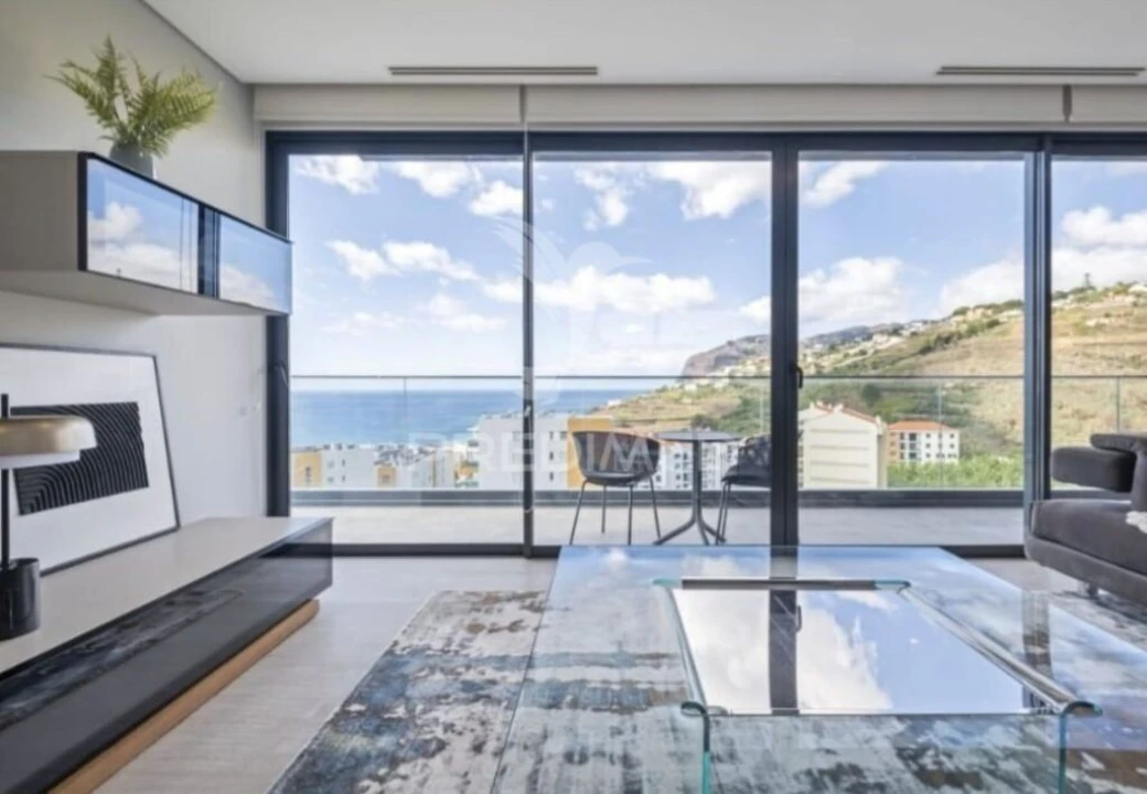 Apartamento T3 para Venda em São Martinho Foto 6