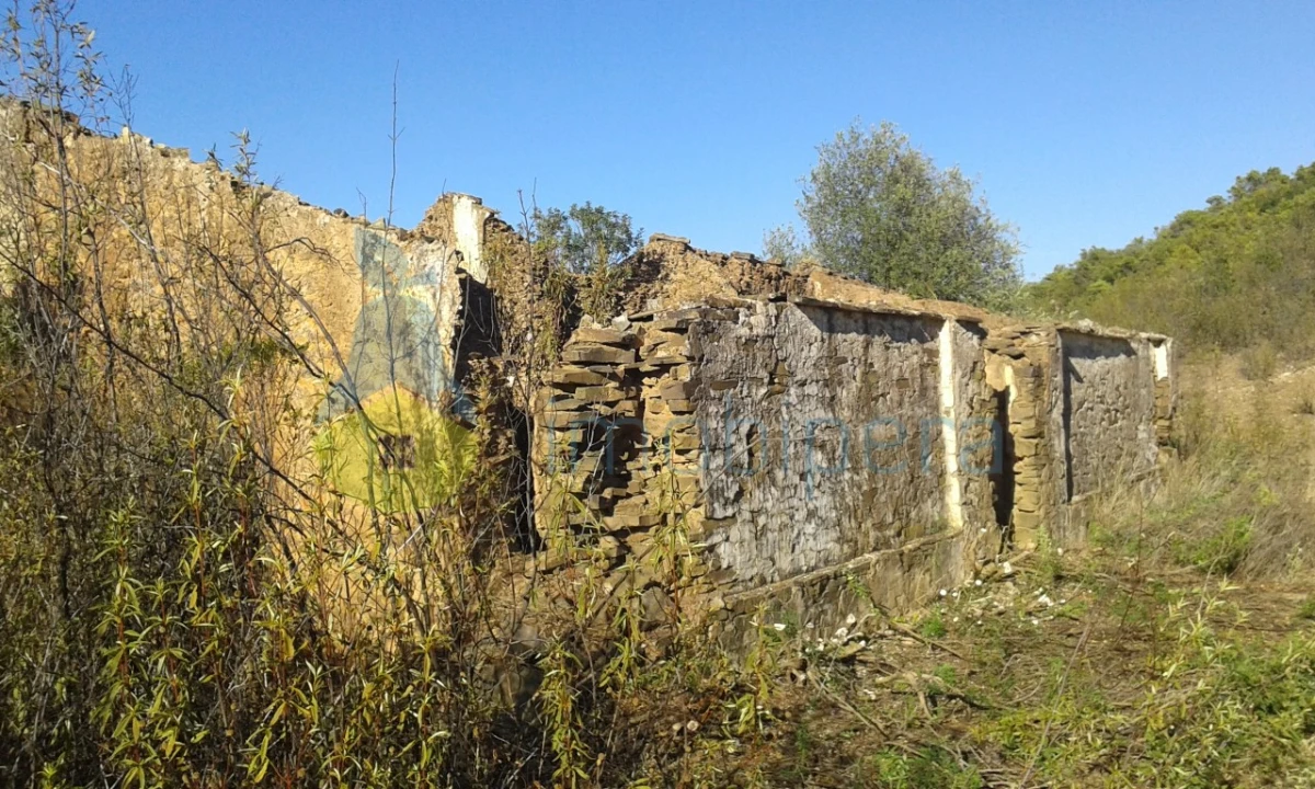 Moradia T2 para Venda em São Bartolomeu de Messines Foto 1