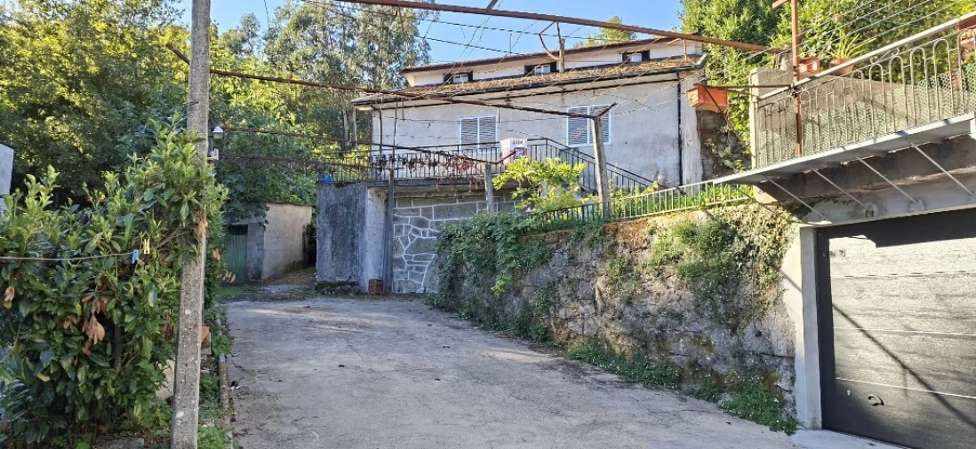 Moradia T3 para Venda em Guilhofrei