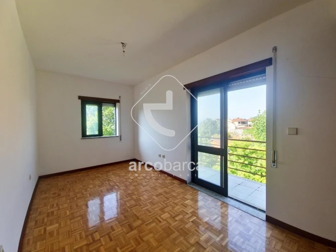 Moradia T2 para Venda em Vale Foto 2