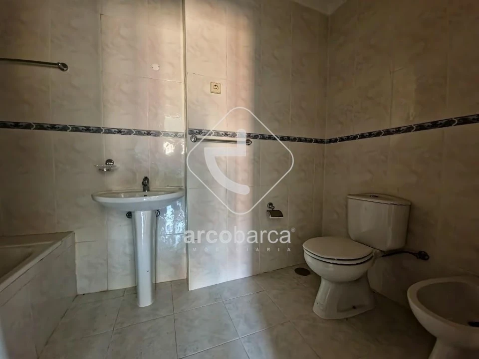 Moradia T2 para Venda em Vale Foto 5