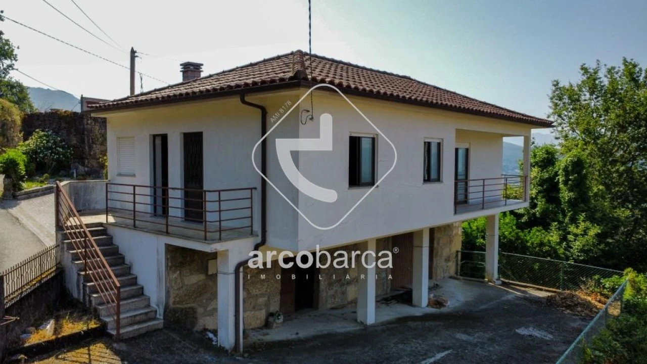 Moradia T2 para Venda em Vale Foto 20