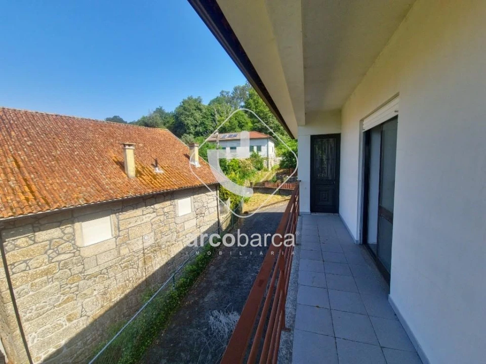 Moradia T2 para Venda em Vale Foto 11