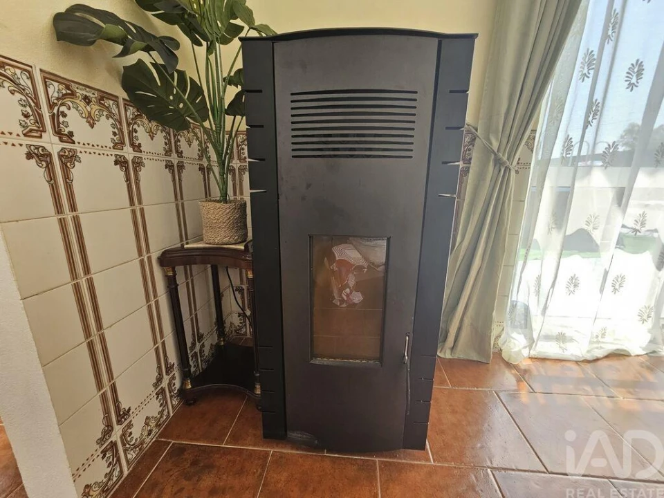 Moradia T3 para Venda em Almoster Foto 8