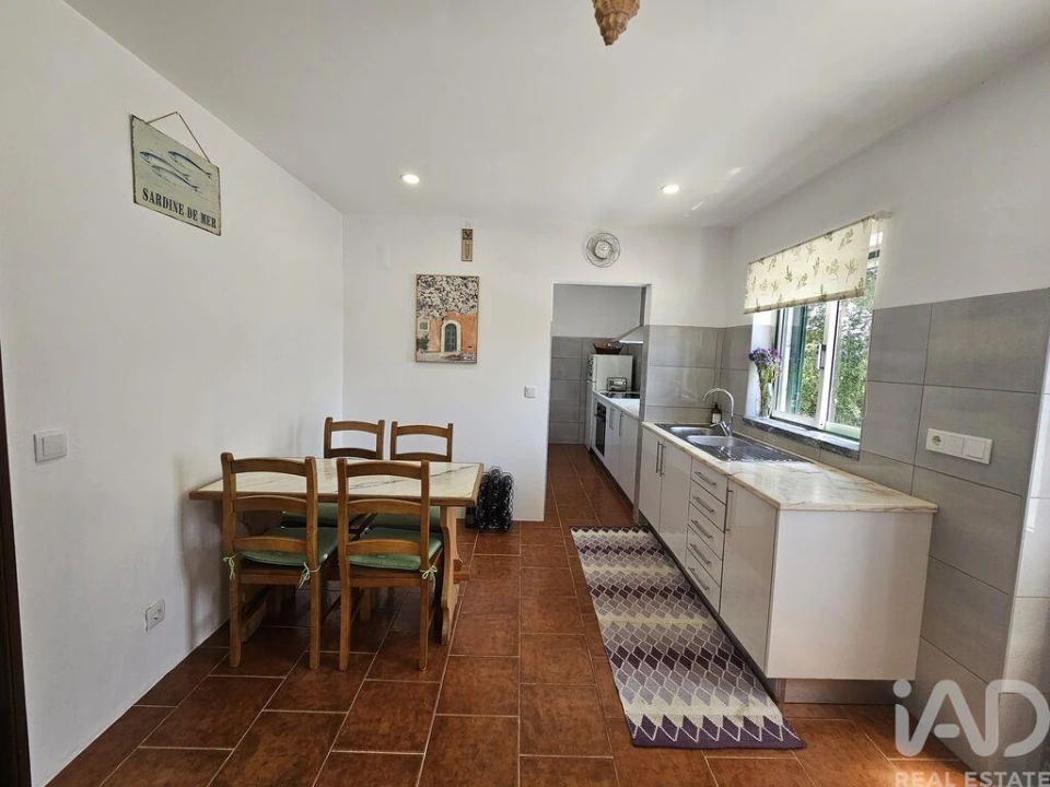 Moradia T3 para Venda em Almoster Foto 4