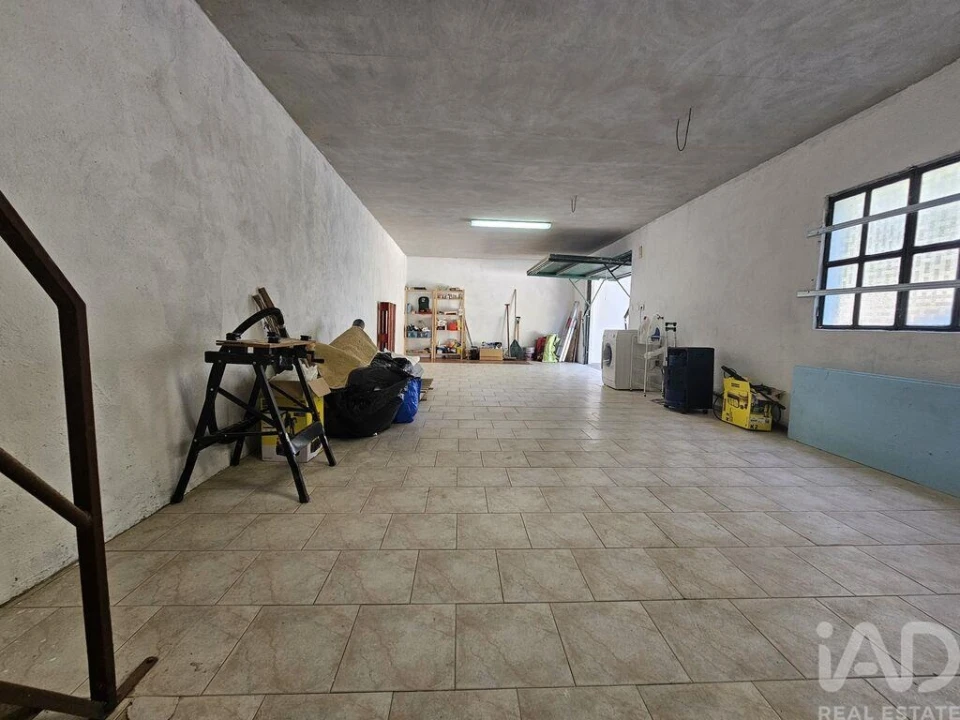 Moradia T3 para Venda em Almoster Foto 27