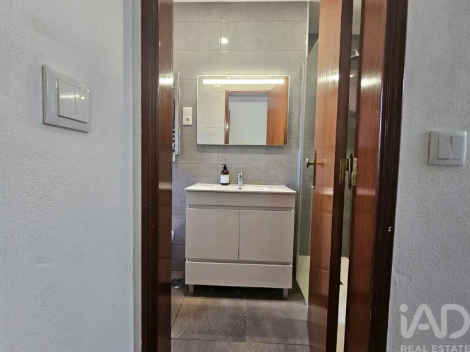 Moradia T3 para Venda em Almoster Foto 11