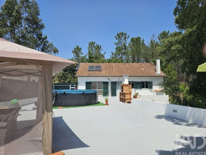 Moradia T3 para Venda em Almoster