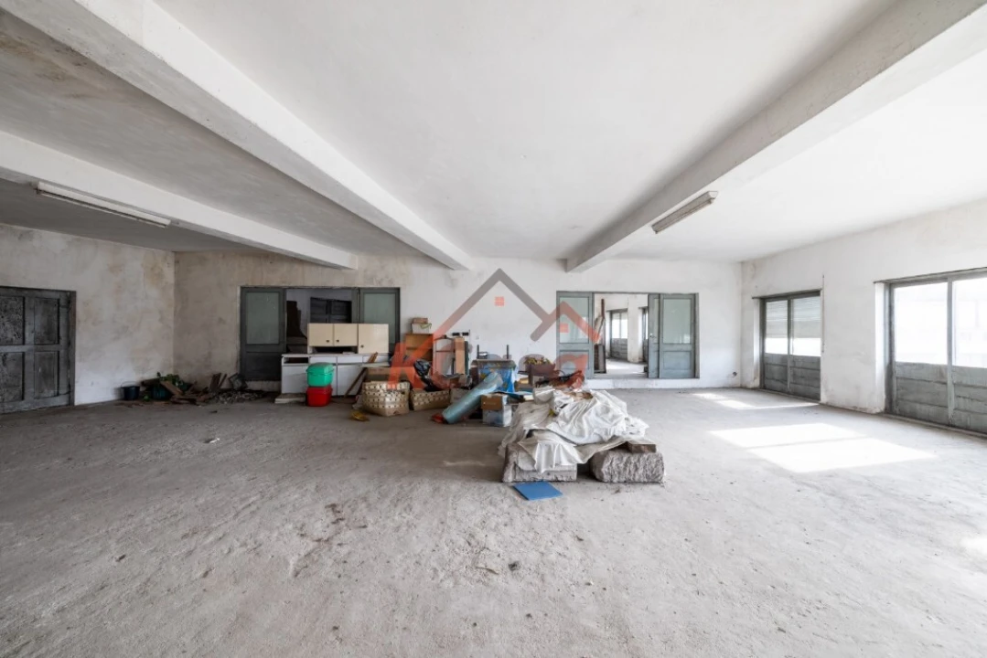 Armazém para Venda em Aguas Santas Foto 4