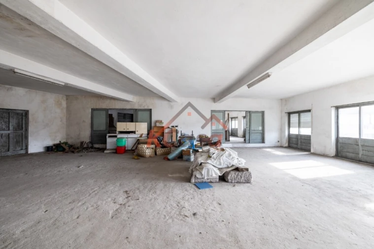 Armazém para Venda em Aguas Santas Foto 4