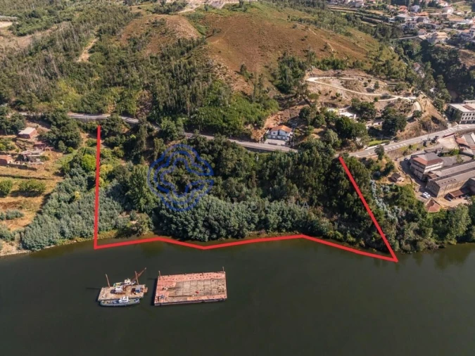 Terreno para Venda em Foz do Sousa e Covelo