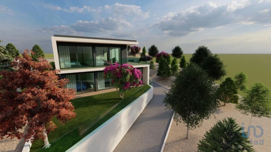 Terreno para Venda em Mancelos Foto 1