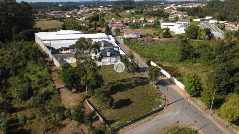 Terreno para Venda em Anta e Guetim
