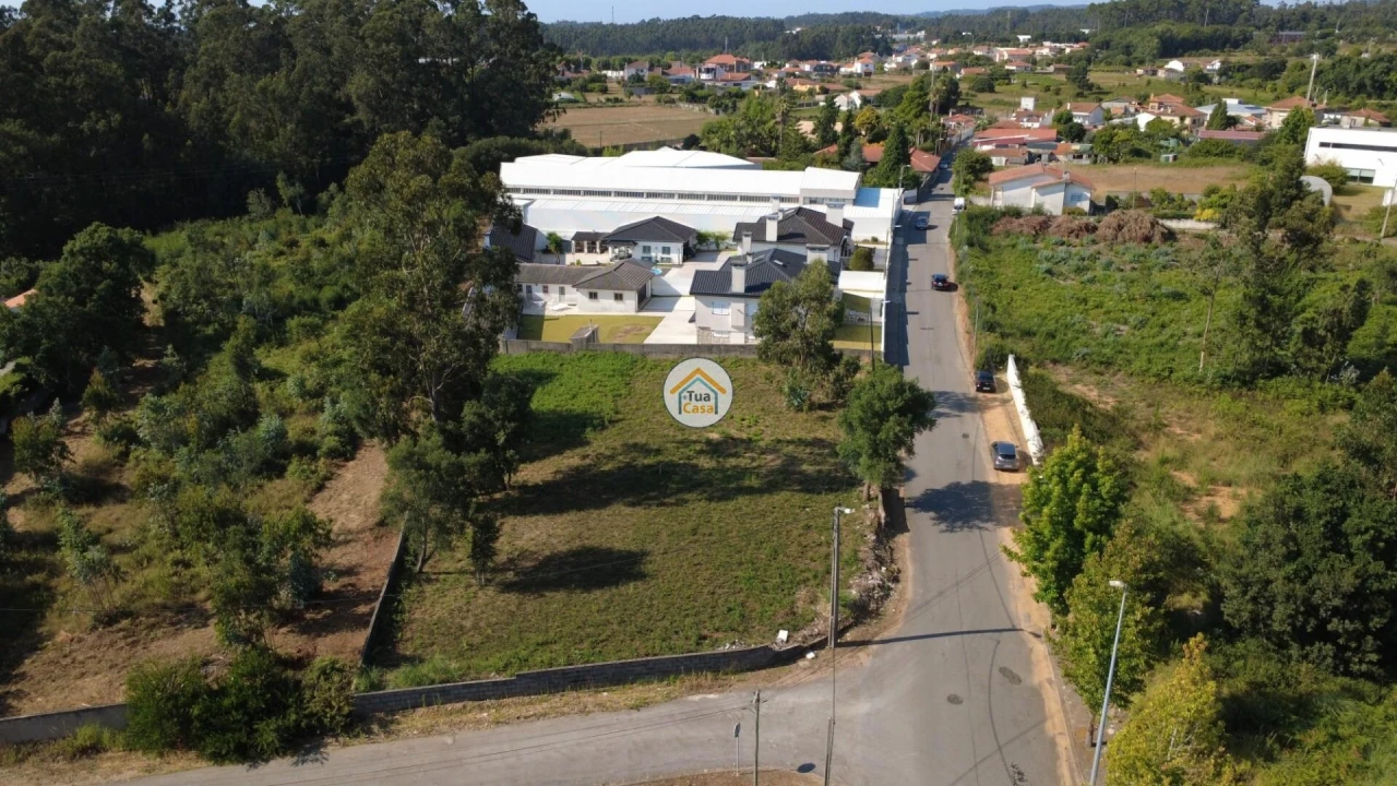Terreno para Venda em Anta e Guetim Foto 8