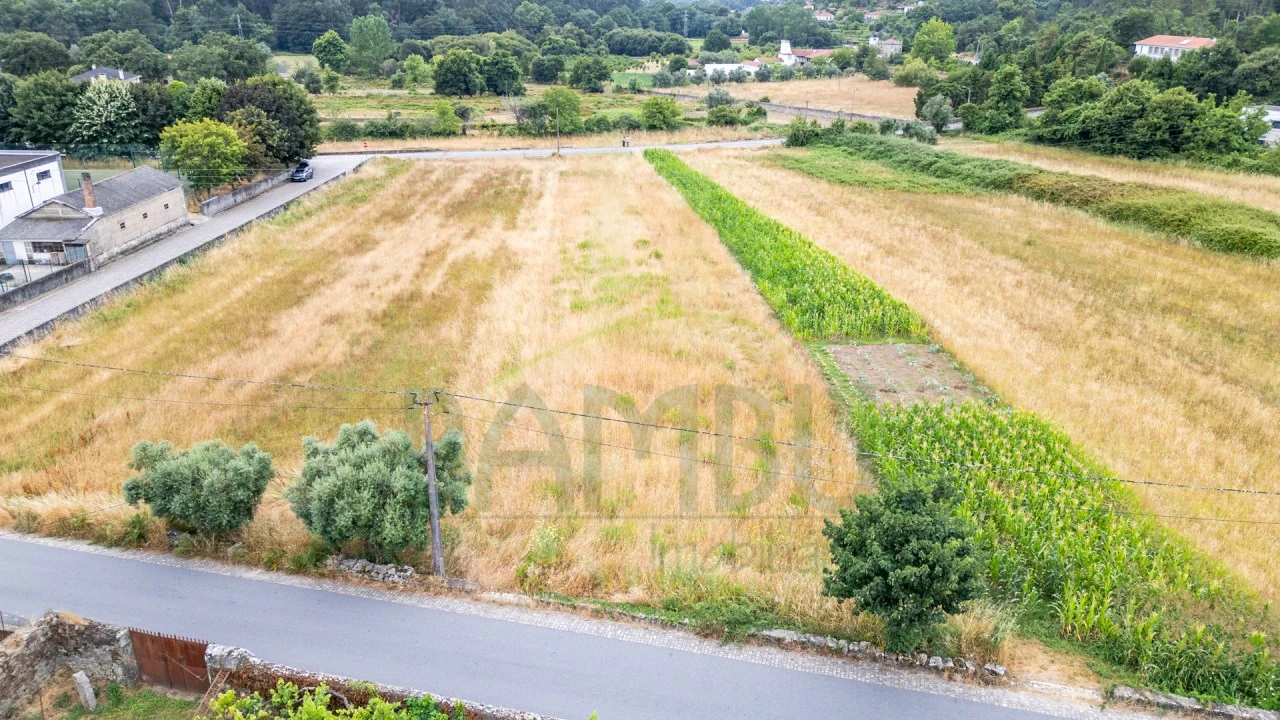 Terreno para Venda em Vilar de Mouros Foto 8