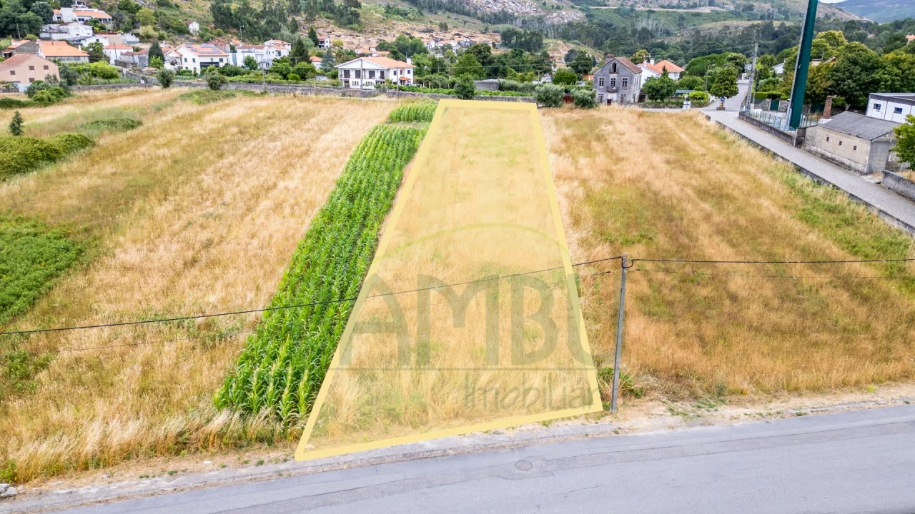 Terreno para Venda em Vilar de Mouros Foto 9