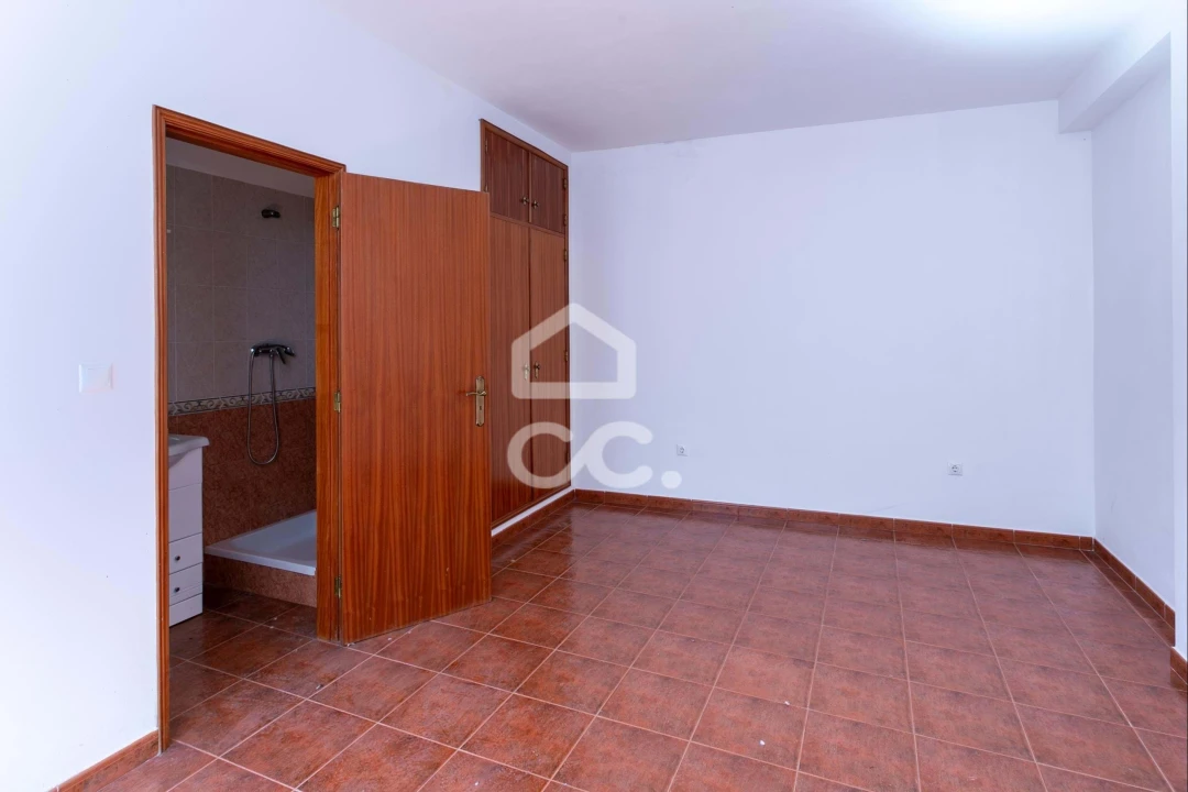 Prédio para Venda em Amareleja Foto 8