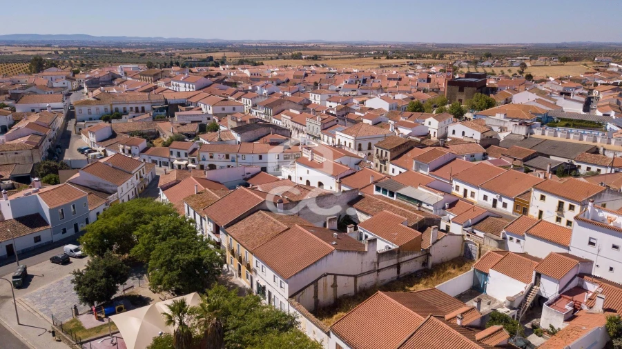 Prédio para Venda em Amareleja Foto 32