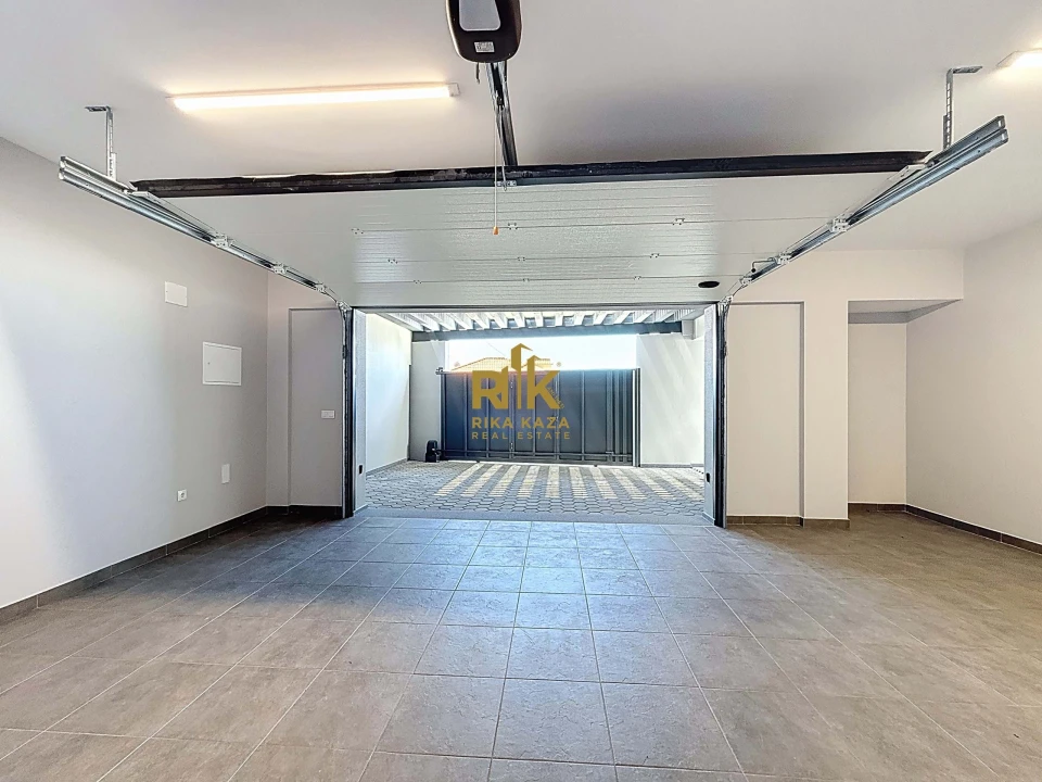 Moradia T4 para Venda em Paul do Mar Foto 53