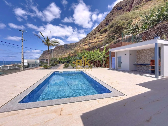 Moradia T4 para Venda em Paul do Mar Foto 50