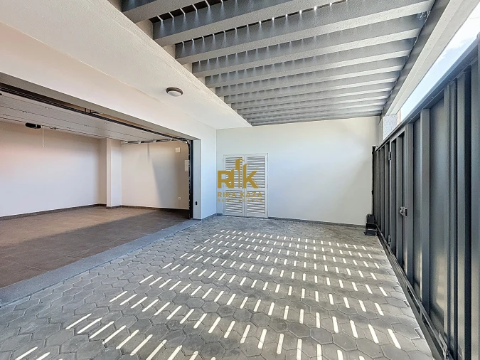 Moradia T4 para Venda em Paul do Mar Foto 56