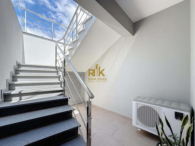 Moradia T4 para Venda em Paul do Mar Foto 61