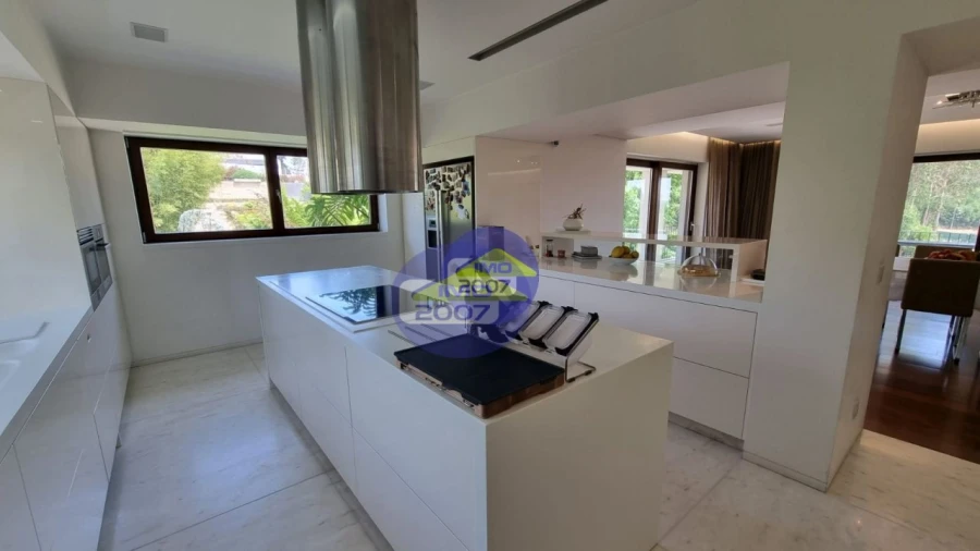 Moradia T4 para Venda em São Miguel do Souto e Mosteirô Foto 3