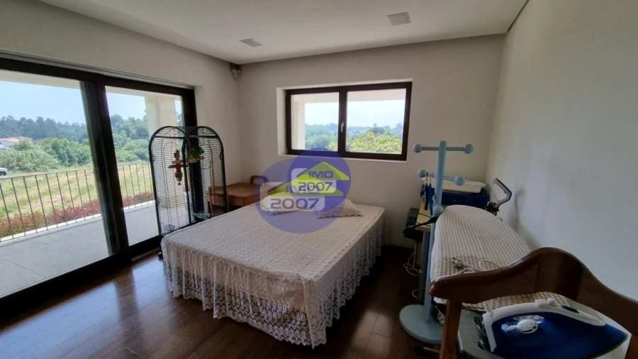 Moradia T4 para Venda em São Miguel do Souto e Mosteirô Foto 8