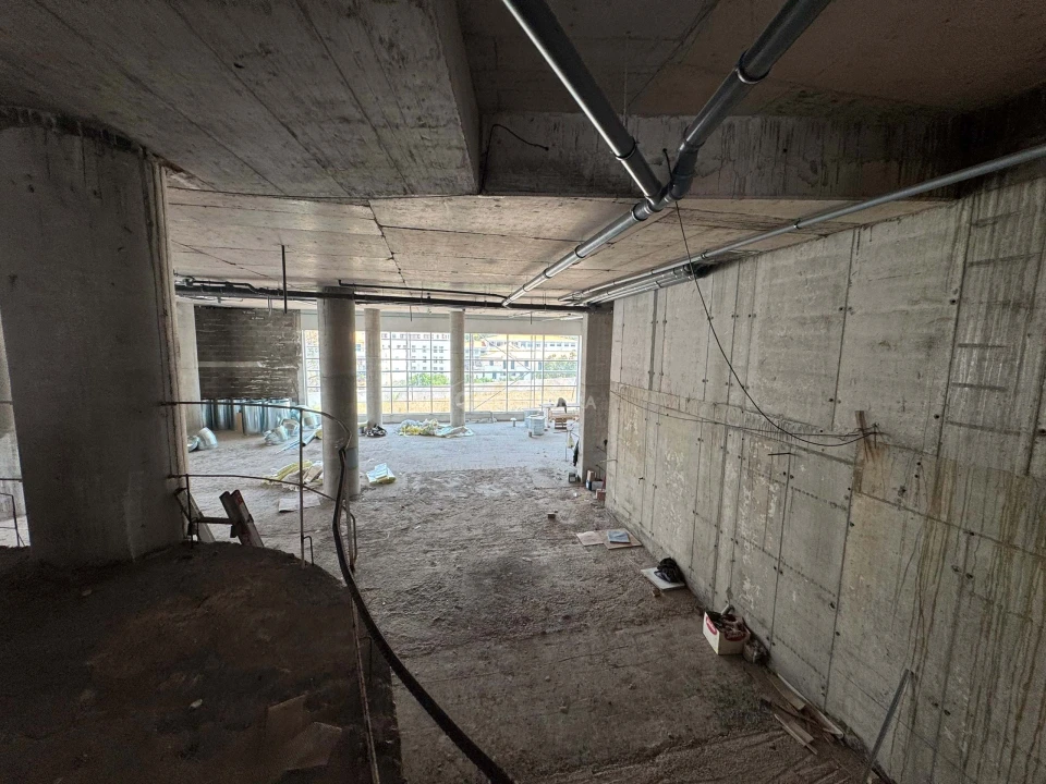 Armazém para Arrendamento em Machico Foto 16