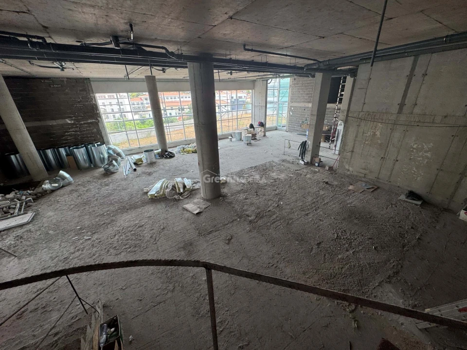 Armazém para Arrendamento em Machico Foto 4