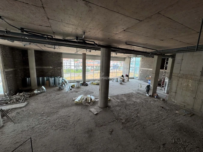 Armazém para Arrendamento em Machico Foto 15