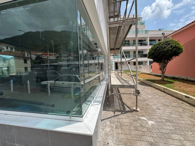 Armazém para Arrendamento em Machico Foto 14