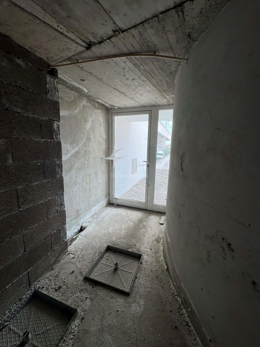 Armazém para Arrendamento em Machico Foto 19