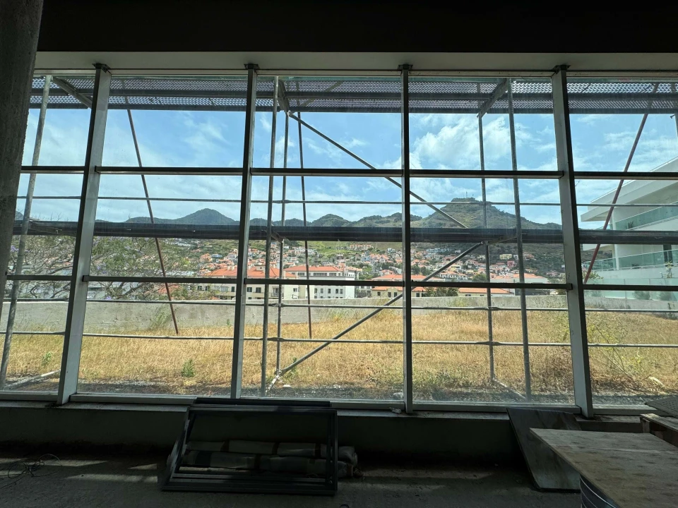 Armazém para Arrendamento em Machico Foto 22