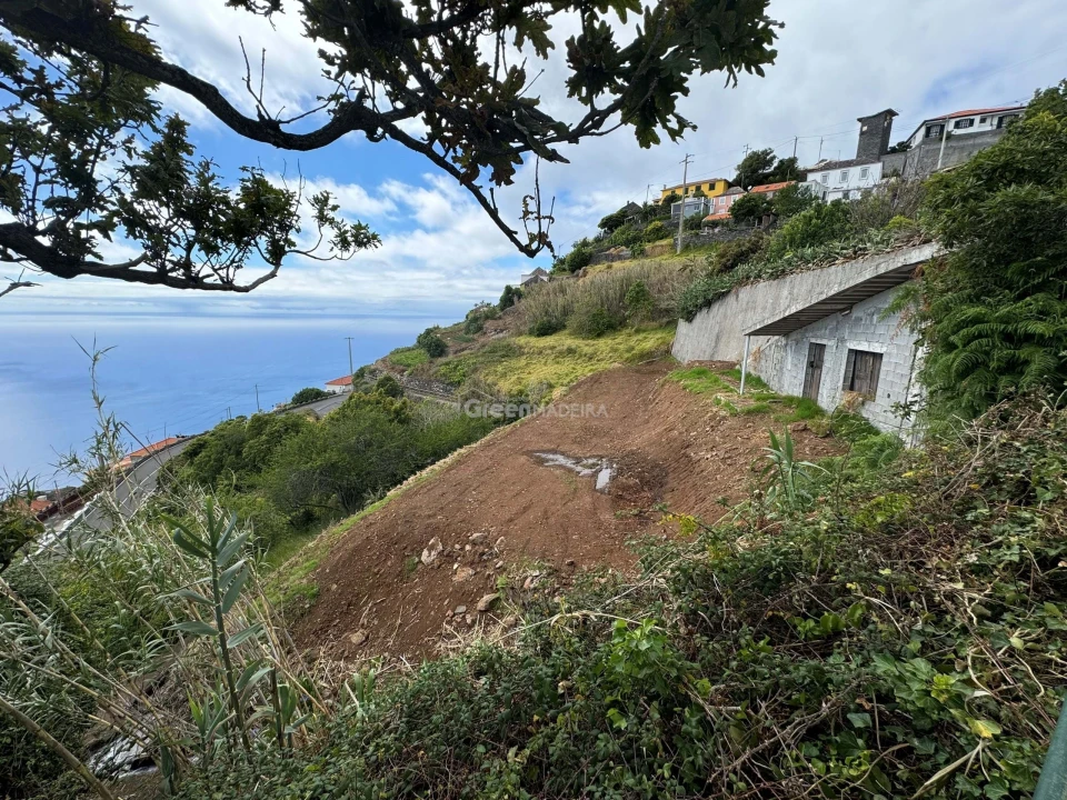 Terreno para Venda em Fajã da Ovelha Foto 18