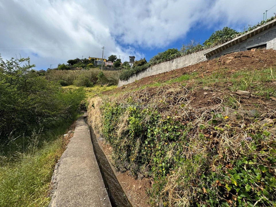 Terreno para Venda em Fajã da Ovelha Foto 24