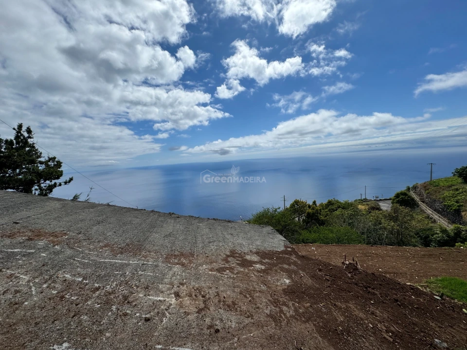 Terreno para Venda em Fajã da Ovelha Foto 2