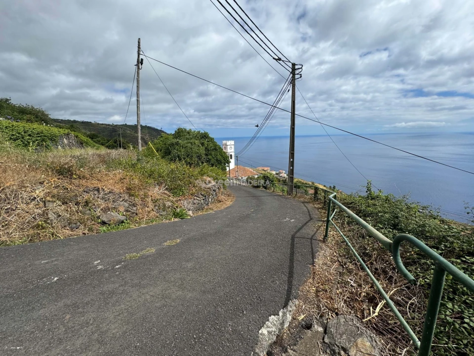 Terreno para Venda em Fajã da Ovelha Foto 22
