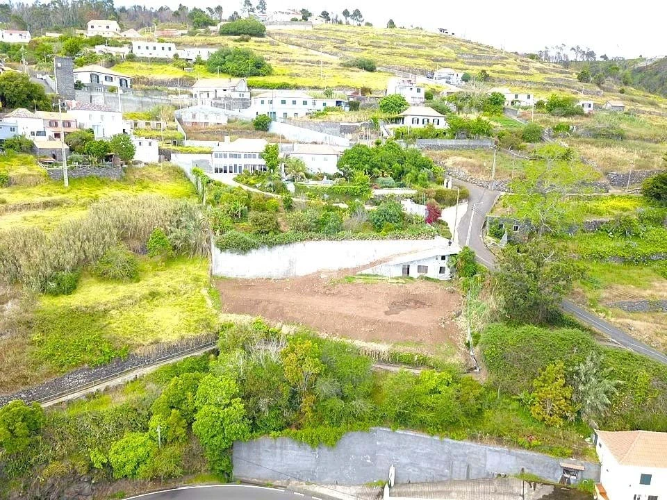 Terreno para Venda em Fajã da Ovelha Foto 4