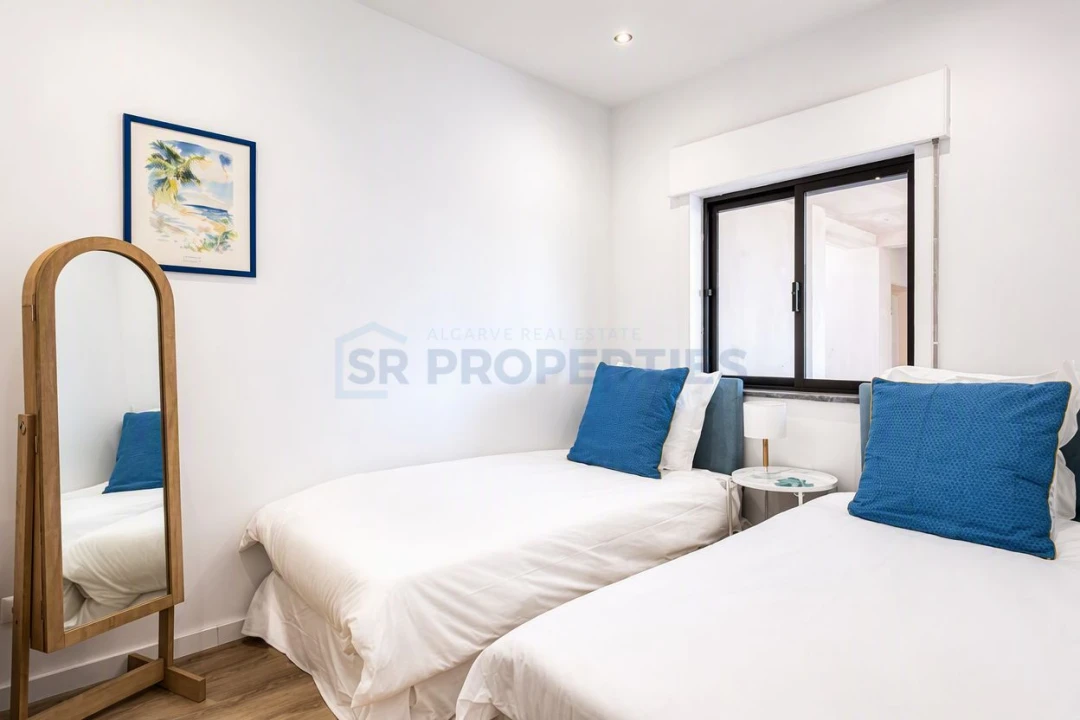 Apartamento T2 para Venda em Quarteira Foto 33