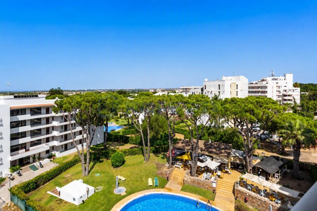 Apartamento T2 para Venda em Quarteira Foto 18