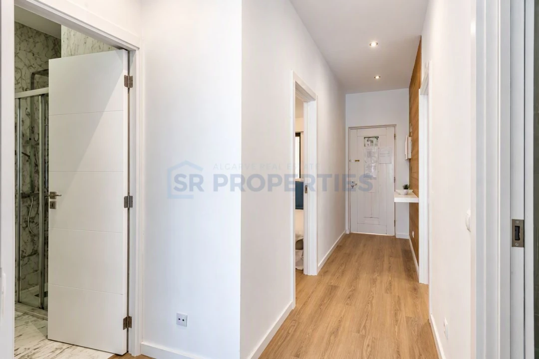 Apartamento T2 para Venda em Quarteira Foto 27